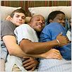 Black/white : photo Ashton Kutcher, Bernie Mac, Kevin Rodney Sullivan