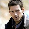 La Crypte : photo Bruce Hunt, Eddie Cibrian