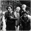 Les Tribulations d'un Chinois en Chine : photo Jean-Paul Belmondo, Mario David, Paul Préboist, Philippe de Broca, Ursula Andress