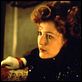 Chez les heureux du monde : photo Gillian Anderson