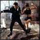 Le Monde ne suffit pas : photo Denise Richards, Michael Apted, Pierce Brosnan
