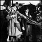 A l'est de Shanghai : photo Alfred Hitchcock, Henry Kendall, Joan Berry