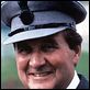 Dangereusement vôtre : photo John Glen, Patrick MacNee