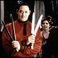 La Famille Addams : photo Barry Sonnenfeld, Raul Julia