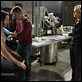 V (2009) : photo Charles Mesure, Elizabeth Mitchell, Joel Gretsch
