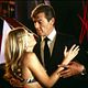 Photo - FILM - L'Homme au pistolet d'or : 397