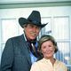 Dallas : photo Barbara Bel Geddes, Howard Keel