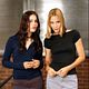 Popular : photo Carly Pope, Leslie Bibb