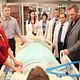 <b>Charlyne Yi, Harrison Thomas, Hugh Laurie, Jesse Spencer, Kovar McClure</b> Photo : Dr House (Docteur House)
