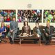 <b>Allison Janney, Andrea Anders, James Lesure, Matthew Perry, Nate Torrence</b> Photo : Mr. Sunshine