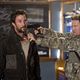 Falling Skies : photo Diego Klattenhoff, Noah Wyle