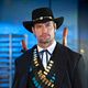 Community : photo Josh Holloway