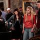 Whitney : photo Hayes MacArthur, Rhea Seehorn, Whitney Cummings, Zoe Lister