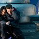 Dos au mur : photo Genesis Rodriguez, Jamie Bell