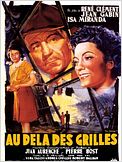 Au-delà des grilles