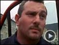 Dans un camion rouge Bande-annonce