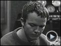 Les Poings dans les poches Extrait vidéo VO