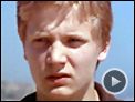 Dans tes bras Bande-annonce