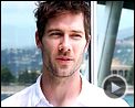 Photo : Luke MacFarlane Interview 2: Brothers & Sisters