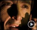 Photo : Manipulation Bande-annonce VF