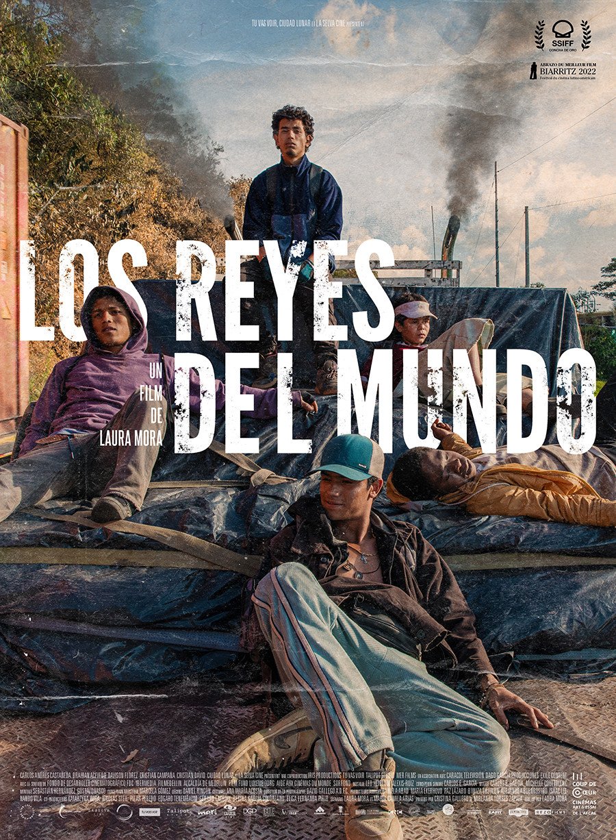 Le jeune Rá vit avec ses amis Culebro, Sere, Winny et Nano dans les rues de Medellin. Leur espoir renaît lorsque le gouvernement promet à Rá le droit d’acquérir un terrain duquel sa famille avait été chassée, comme des milliers d’autres Colombiens, par les paramilitaires.