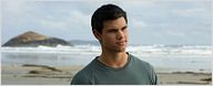 Taylor Lautner devient pilote d'avion !
