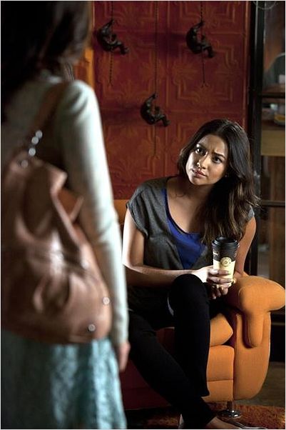 Pretty Little Liars : photo Shay Mitchell