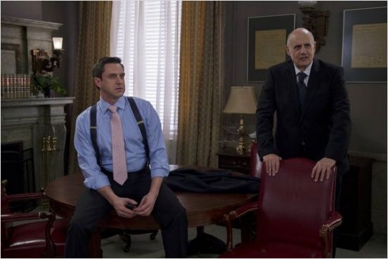 New York Unité Spéciale : photo Jeffrey Tambor, Raul Esparza