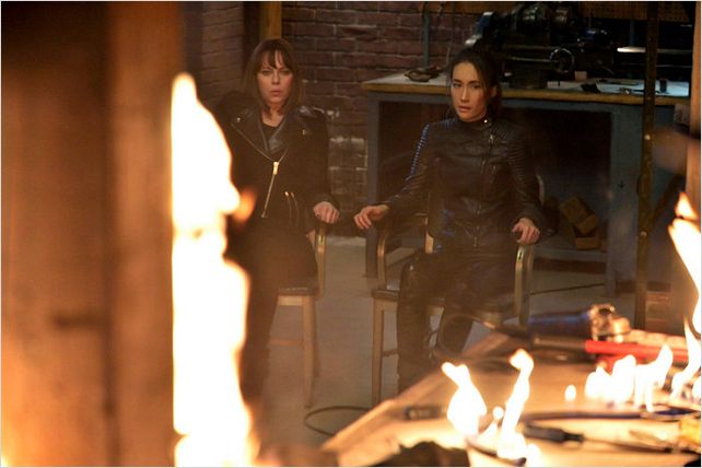 Nikita (2010) : photo Maggie Q, Melinda Clarke