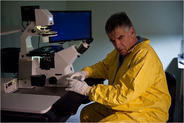 Contagion : photo Elliott Gould, Steven Soderbergh