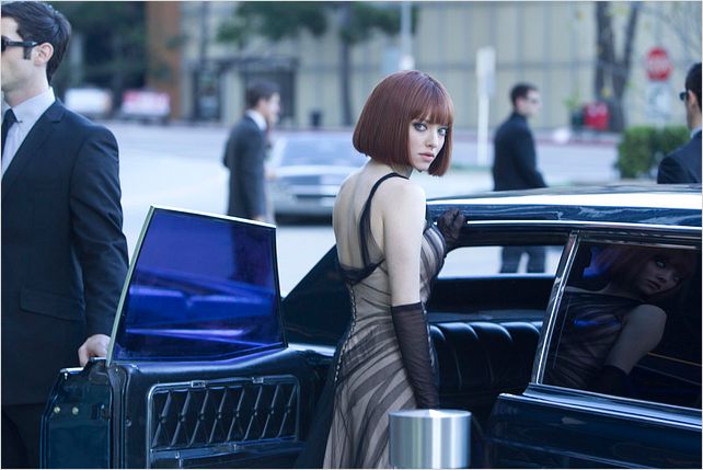 Blog de cinecri : http://cinecri.artblog.fr/, "Time Out" de Andrew Niccol