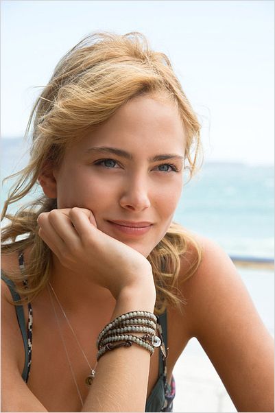 Sécurité rapprochée : photo Daniel Espinosa, Nora Arnezeder