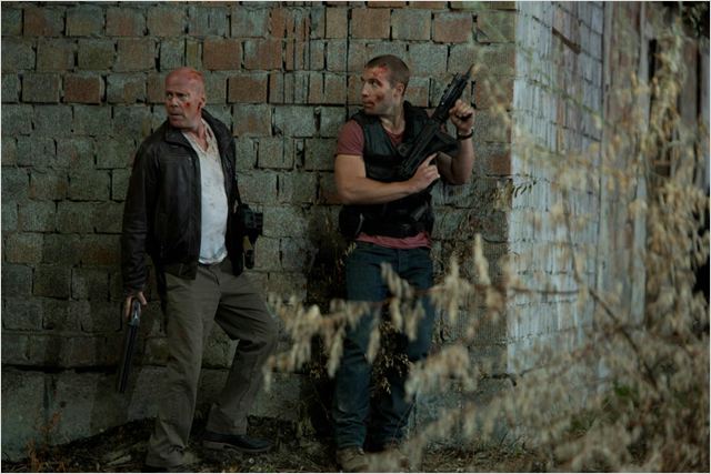 Die Hard : belle journée pour mourir : photo Bruce Willis, Jai Courtney