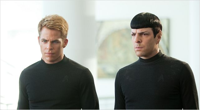 Star Trek Into Darkness : photo Chris Pine, Zachary Quinto