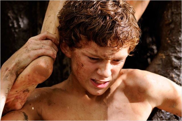 The Impossible : photo Tom Holland (II)