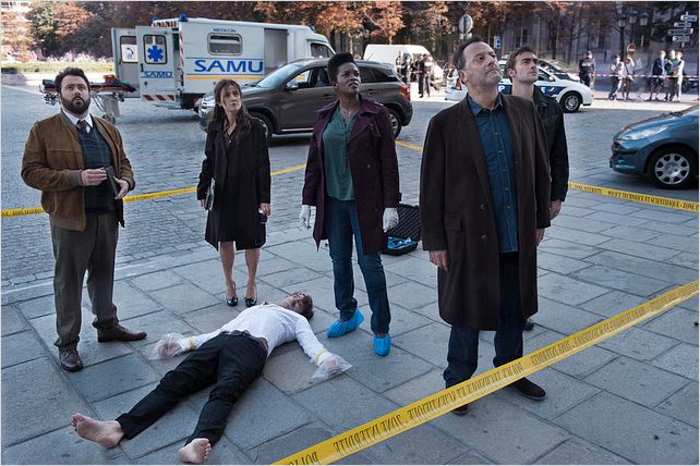Photo Celyn Jones, Jean Reno, Orla Brady, Tom Austen, Wunmi Mosaku