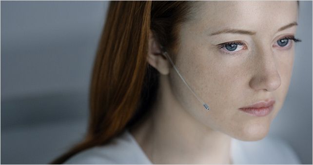 Oblivion : photo Andrea Riseborough
