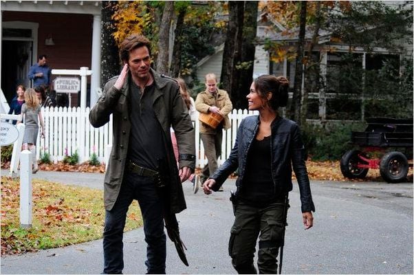 Revolution (2012) : photo Billy Burke, Daniella Alonso
