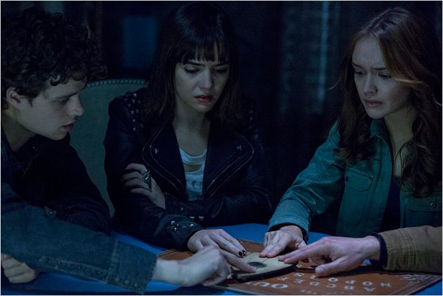 Ouija : Photo Ana Coto, Douglas Smith, Shelley Hennig
