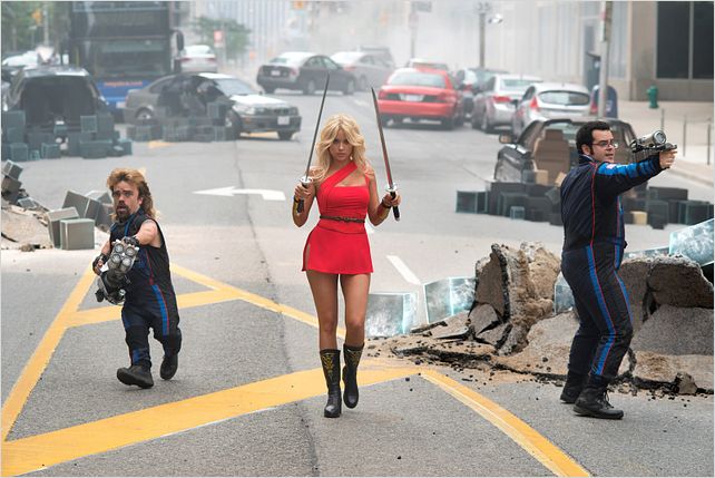 Pixels : Photo Ashley Benson, Josh Gad, Peter Dinklage