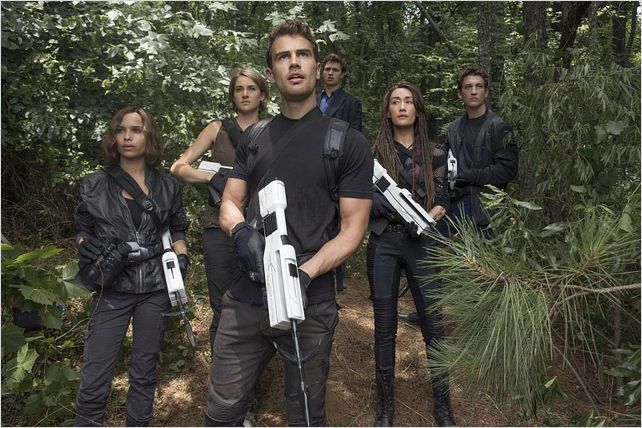 Divergente 3 : au-delà du mur bande annonce VF le film dans Films 2016 403288