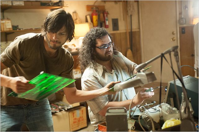 Jobs : Photo Ashton Kutcher, Josh Gad