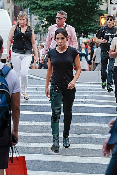 Photo Sarah Shahi