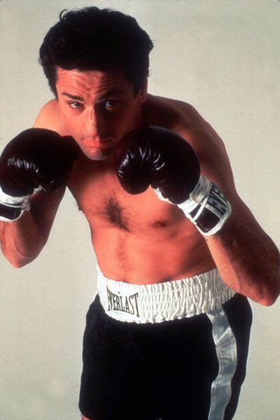 http://images.allocine.fr/r_760_x/medias/nmedia/18/36/30/87/18470347.jpg