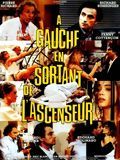 A gauche en sortant de l ascenseur en streaming
