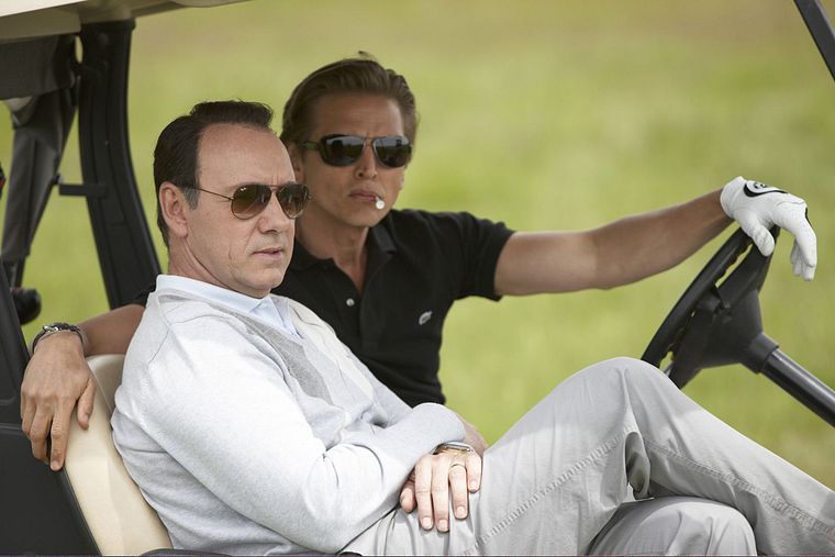 http://images.allocine.fr/r_760_x/medias/nmedia/18/82/09/00/19598558.jpg