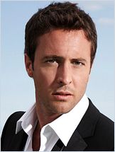 Alex O'Loughlin