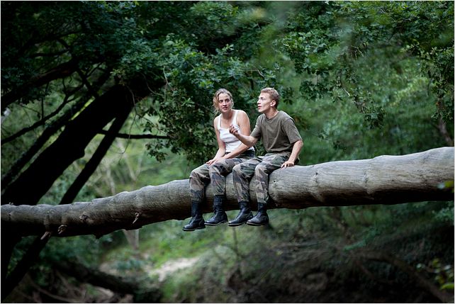 Les Combattants : Photo Adèle Haenel, Kevin Azaïs