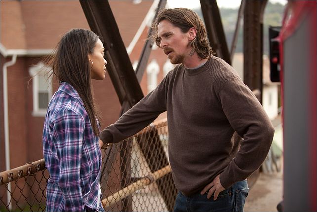 Les Brasiers de la Colère : Photo Christian Bale, Zoe Saldana